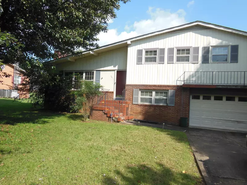 501 Washington Avenue, Etowah, TN 37331