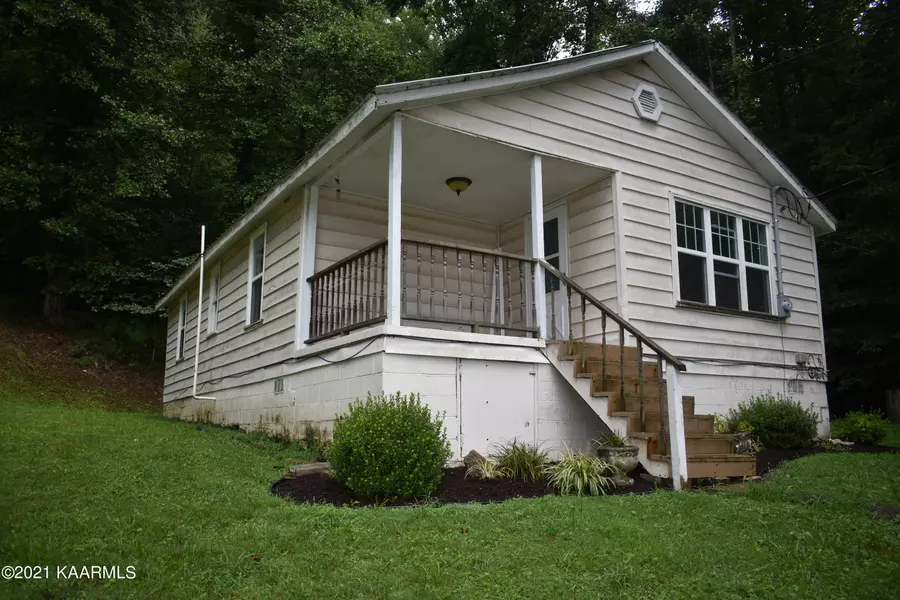 278 Buell Hill Rd, Pineville, KY 40977