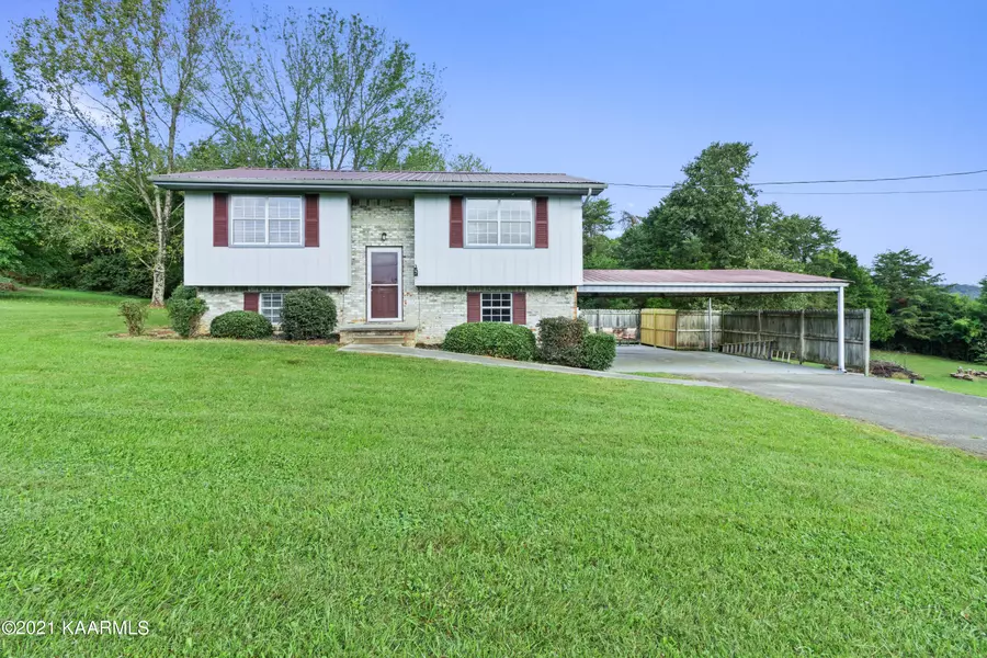 170 Cherokee CIR, Madisonville, TN 37354