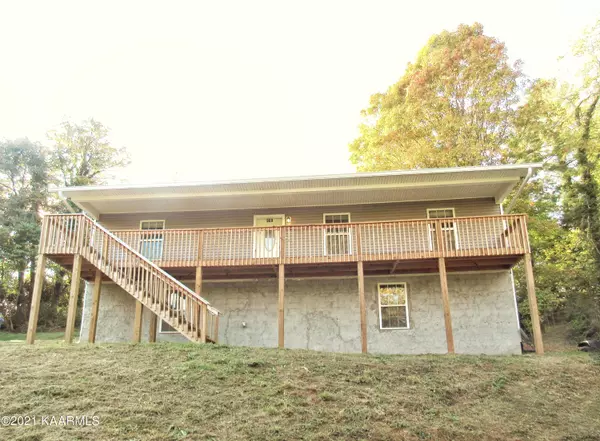 969 Skyline DR, Morristown, TN 37813