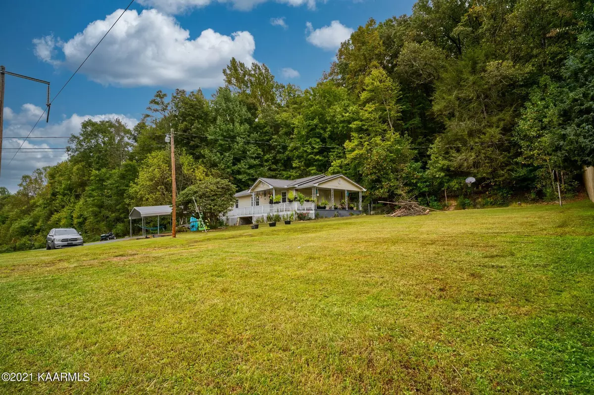 Cosby, TN 37722,140 Giles Rd
