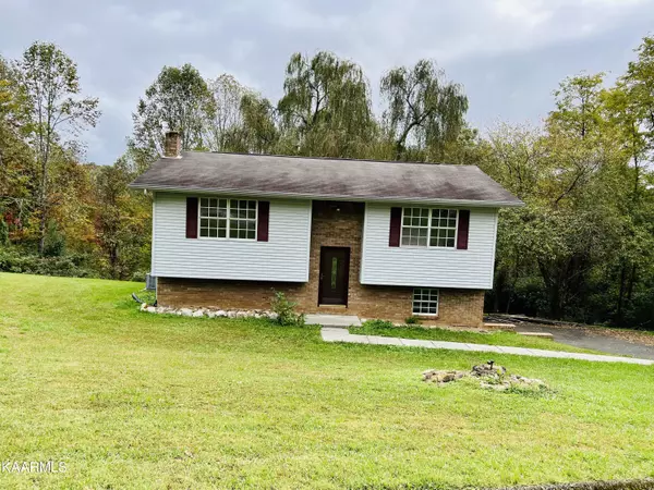 Tazewell, TN 37879,121 ALLEN DR