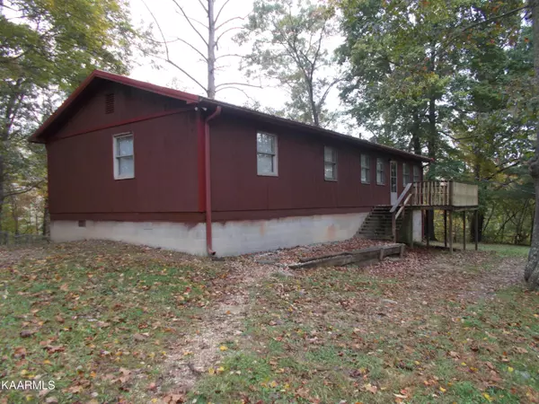 219 Polly Hollow Middle Fork Rd, Middlesboro, KY 40965