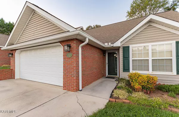 Knoxville, TN 37920,717 Chambers Way WAY #33