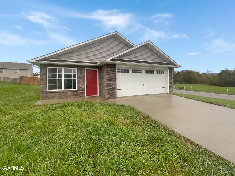 1903 River Poppy Rd, Mascot, TN 37806