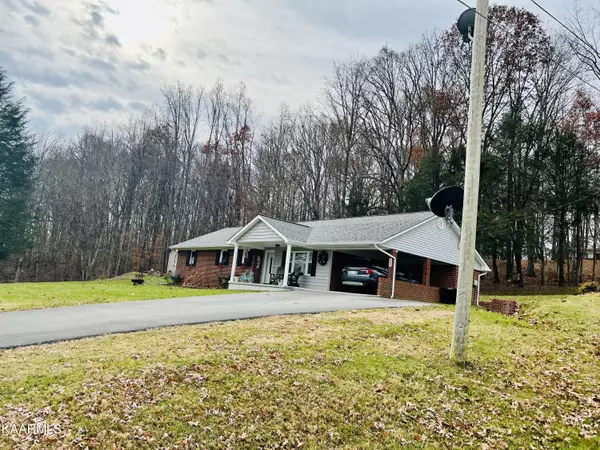 New Tazewell, TN 37825,403 RUSSELL ROAD SOUTH Rd