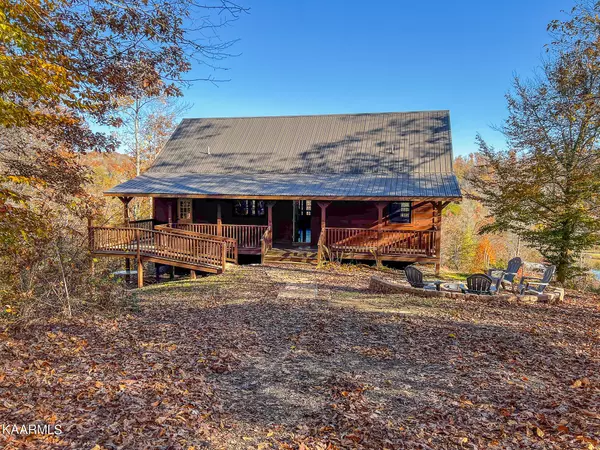 Clinton, TN 37716,181 Serenity LN