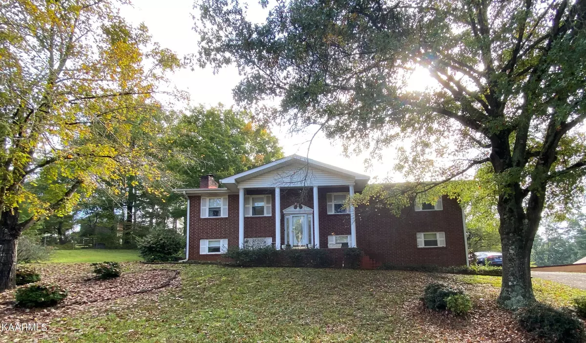 Chattanooga, TN 37421,1002 Wren CIR