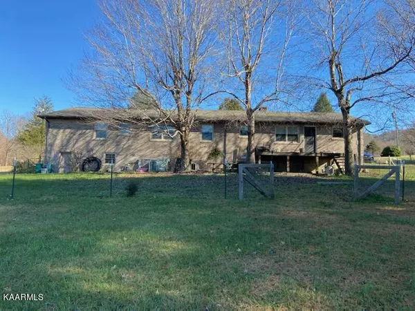 Rockwood, TN 37854,327 Foothills DR