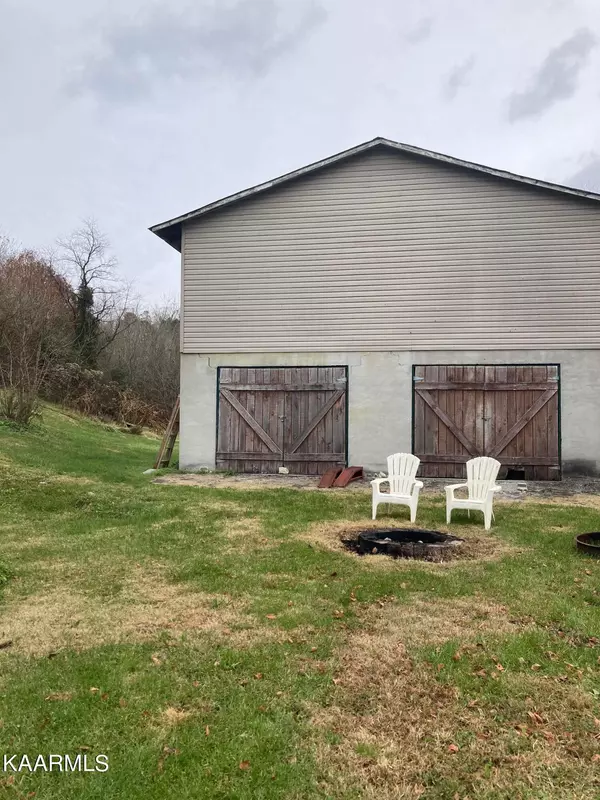 2575 forge ridge Rd, Harrogate, TN 37752