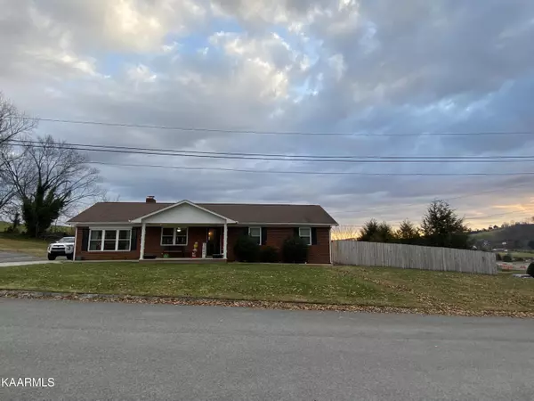 1084 Rowe St, New Tazewell, TN 37825