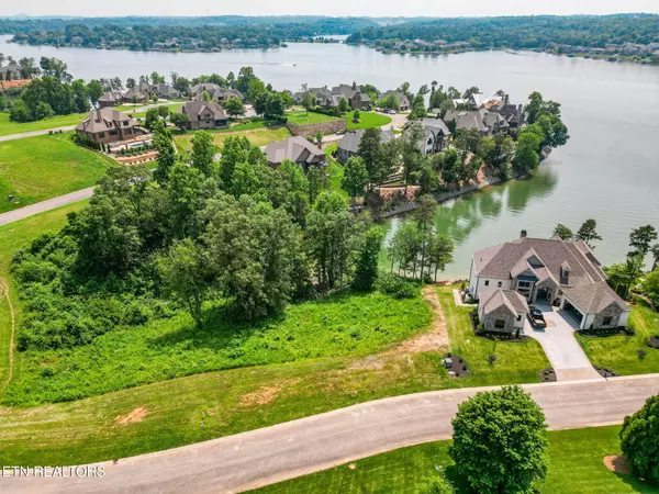 Lenoir City, TN 37772,377 Beacon CT