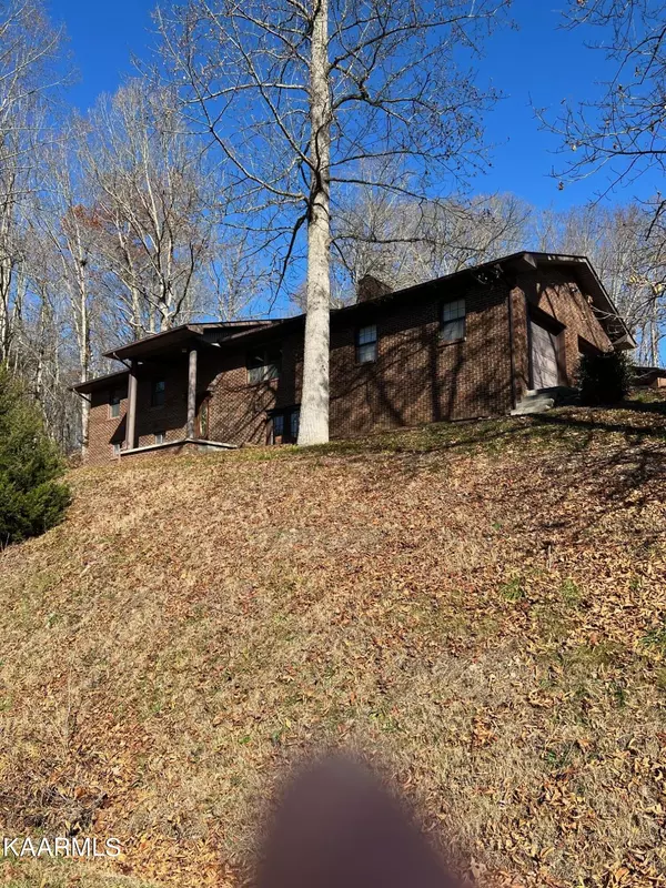 New Tazewell, TN 37825,1376 Chumley Rd