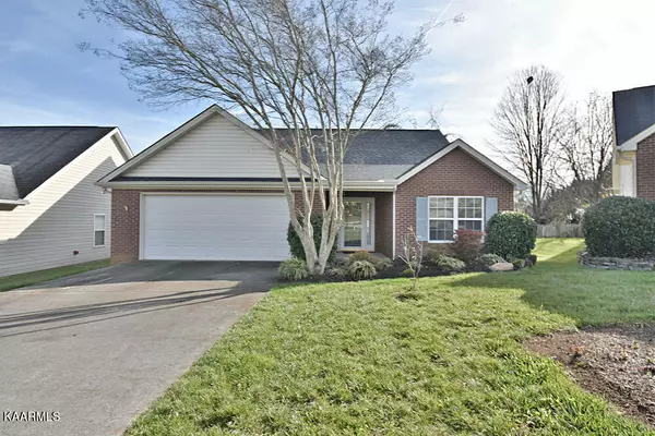 Lenoir City, TN 37771,271 Eaton Village TRCE