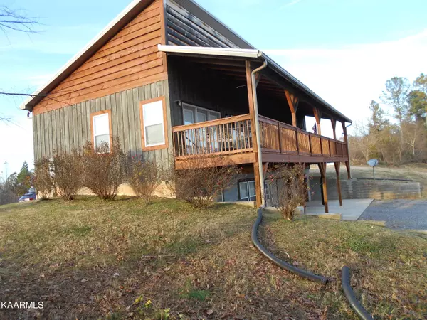 1110 County Road 82, Athens, TN 37303