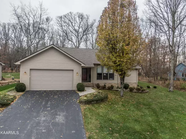 167 Lakeside DR, Crossville, TN 38558
