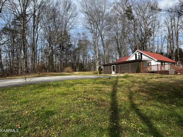 438 Miller Rd, Clinton, TN 37716