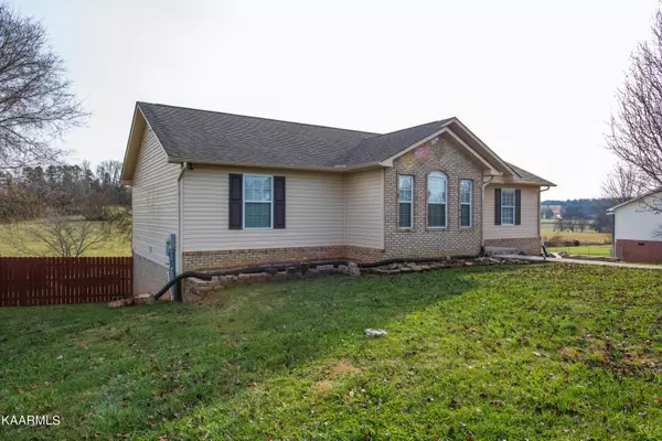 Dandridge, TN 37725,476 Tyler DR