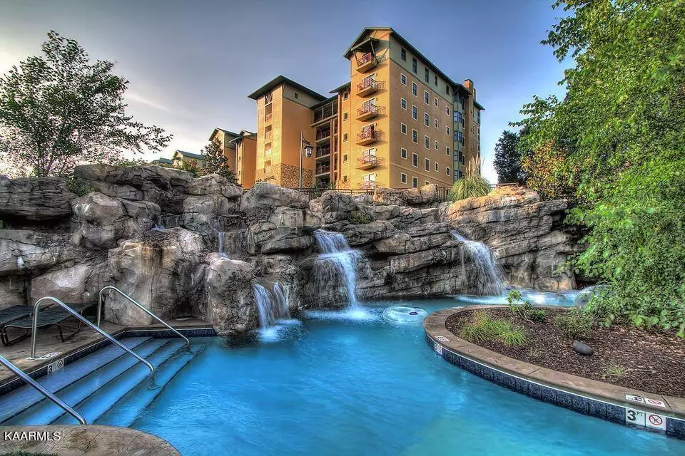 Pigeon Forge, TN 37863,212 Dollywood Lane Unit 167