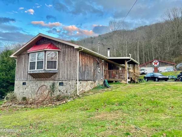 352 Duff Rd, Duff, TN 37729