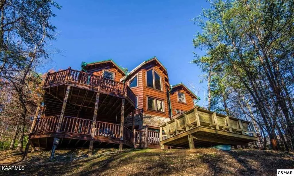 Sevierville, TN 37876,2930 Raven Fork CIR