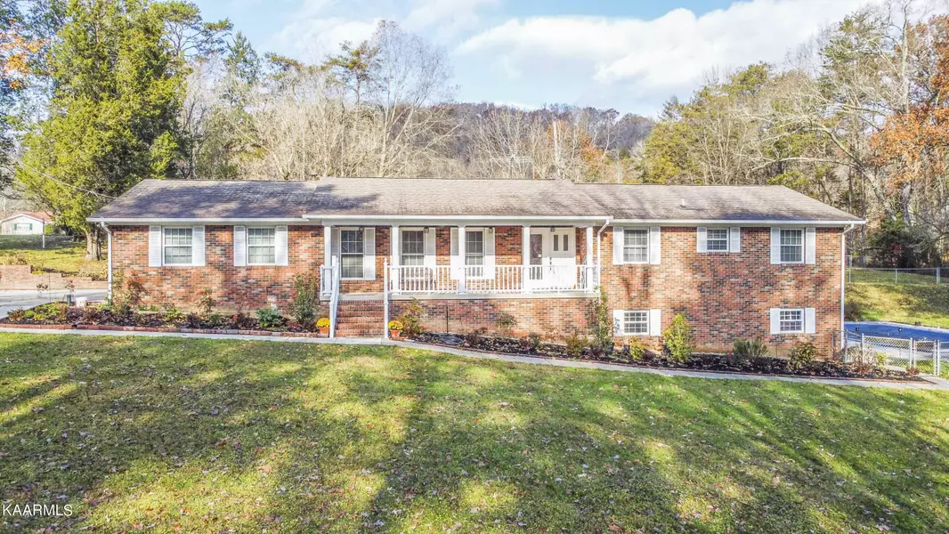 223 Raccoon Valley DR, Heiskell, TN 37754