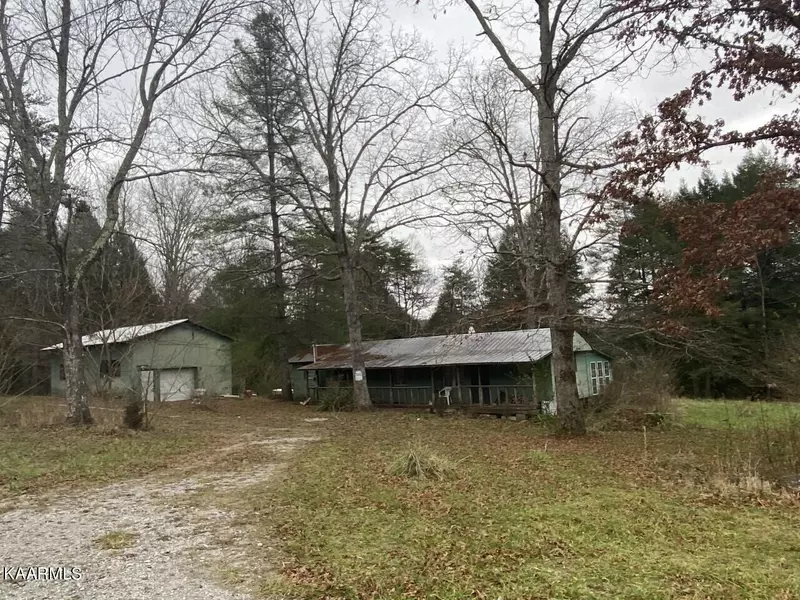 1220 Burks Loop LOOP, Grimsley, TN 38565