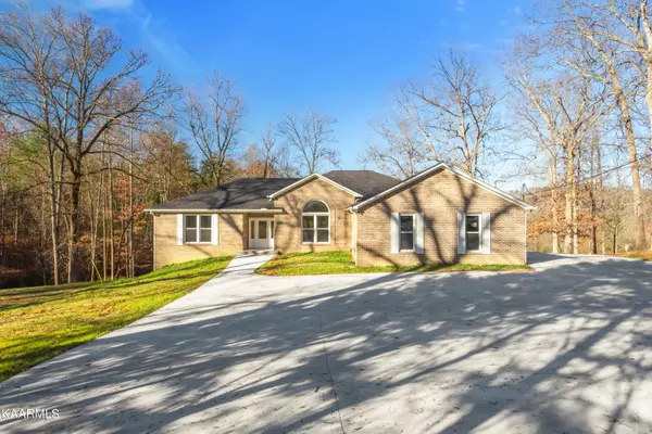 174 Overlook LN, Clinton, TN 37716