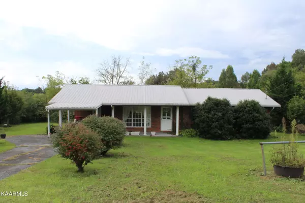 142 Colyers LOOP,  Jamestown,  TN 38556