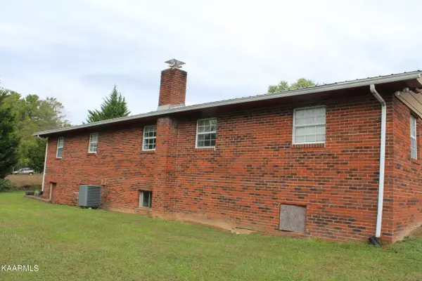 Jamestown, TN 38556,142 Colyers LOOP