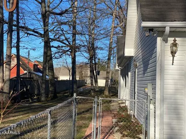 Oneida, TN 37841,603 Meadow Creek DR