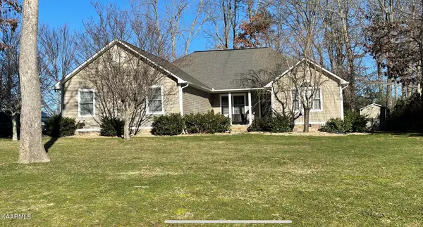 140 Summerwind DR, Crossville, TN 38571