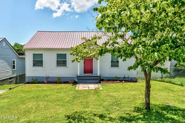 311 Rose Hill DR, Lafollette, TN 37766