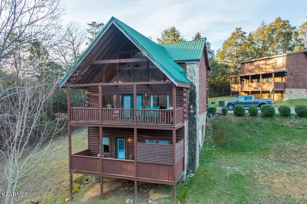 1663 Little Cabin LOOP,  Sevierville,  TN 37862