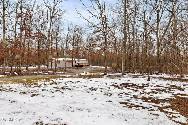 150 Critter Crossing Rd,  Crossville,  TN 38572