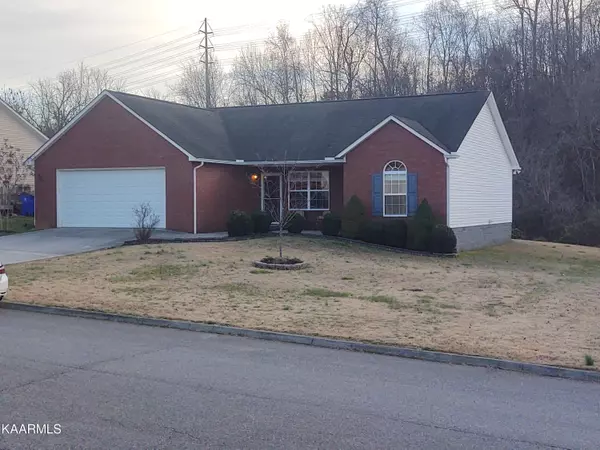 613 Drakewood Rd, Knoxville, TN 37924