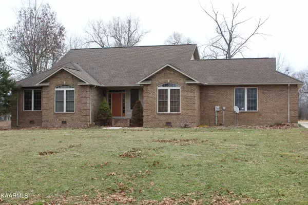 412 Iron Wood CIR, Crossville, TN 38571