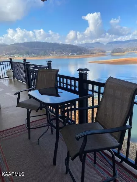 144 Sandpiper LN, Bean Station, TN 37708