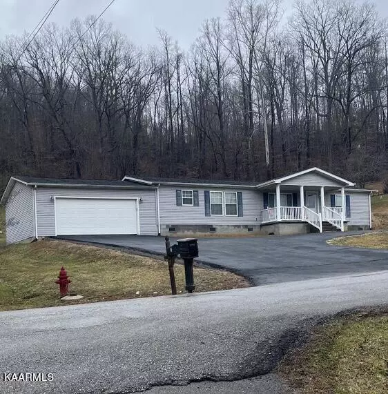 214 Sunset Tr, Jellico, TN 37762