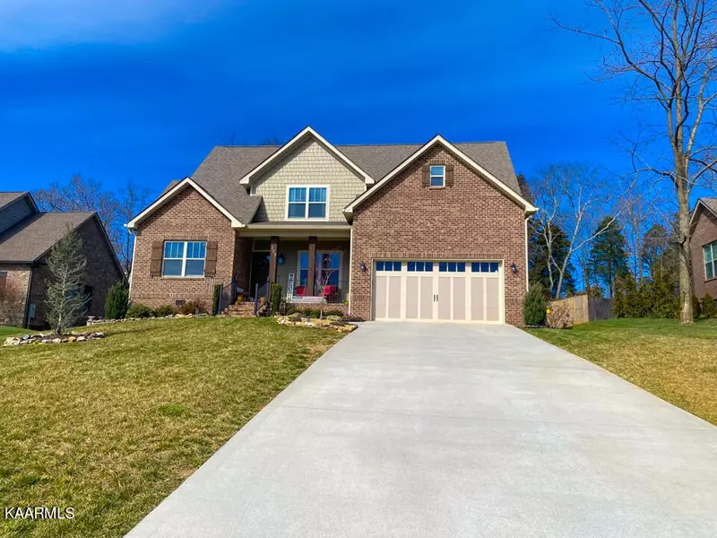 228 Shenandoah DR, Lenoir City, TN 37771