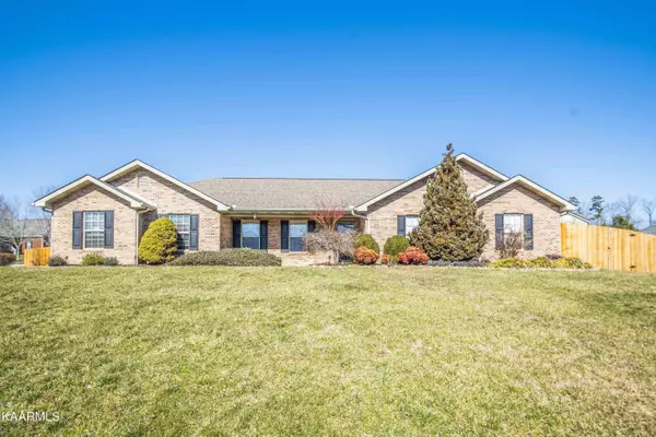 1304 Sarek Ave, Sevierville, TN 37876