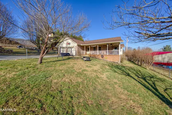 Jacksboro, TN 37757,182 Woodvine St