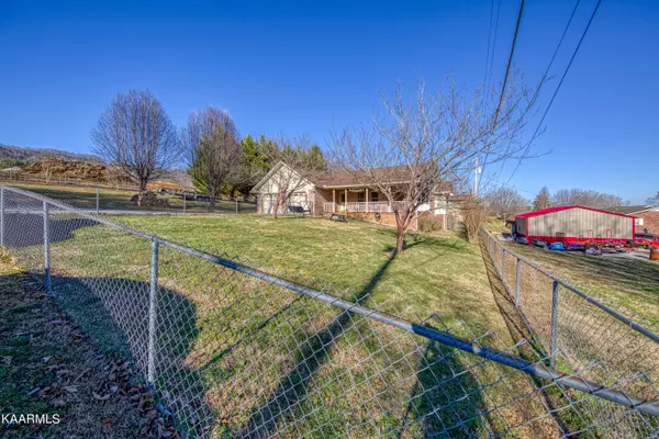 Jacksboro, TN 37757,182 Woodvine St