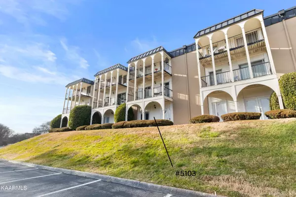 5709 Lyons View PIKE #APT 5103, Knoxville, TN 37919