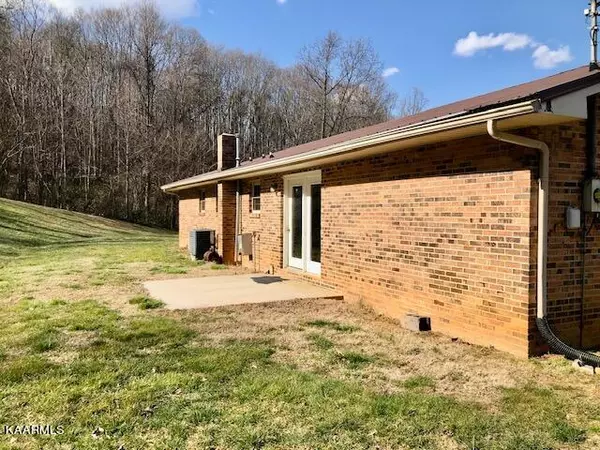 Newport, TN 37821,807 Bridges Chapel Rd