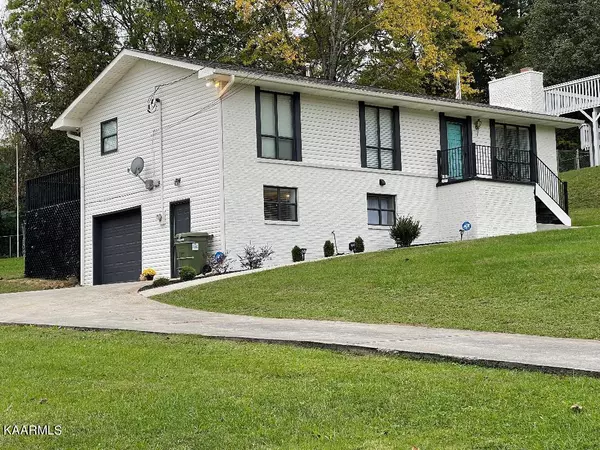 Seymour, TN 37865,423 Humphrey DR