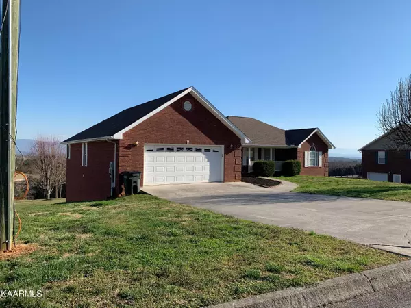 Dandridge, TN 37725,144 Skyline DR