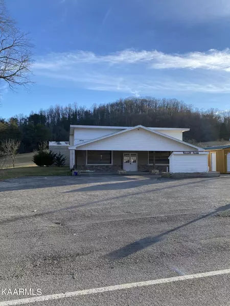 165 Raccoon Valley Rd, Maynardville, TN 37807