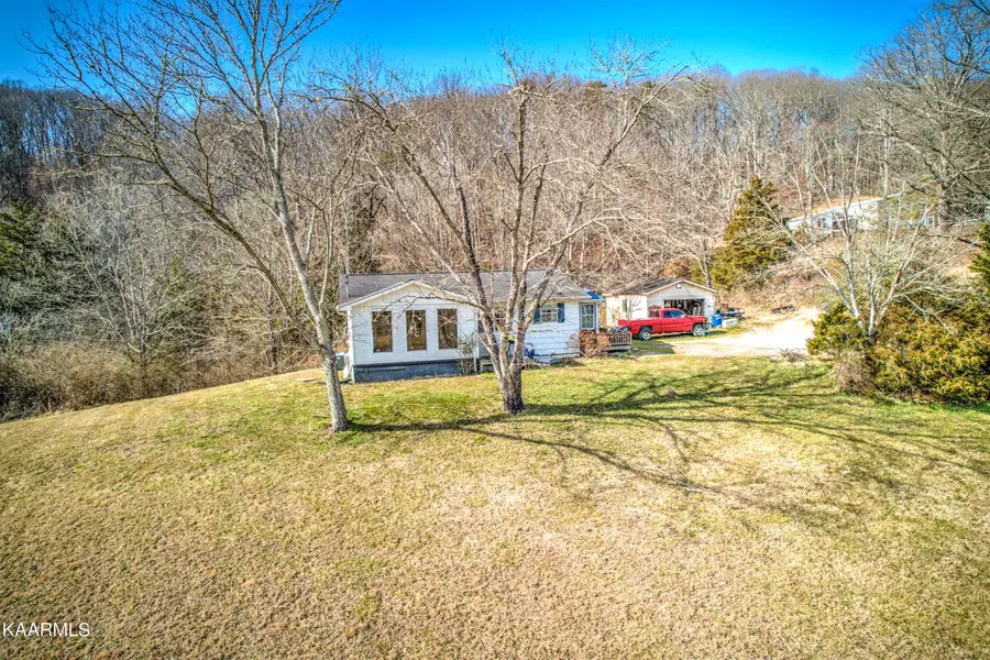 456 Pumpkin Hollow Rd, Heiskell, TN 37754