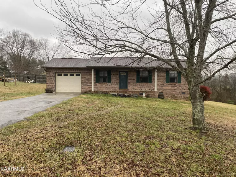 510 Betty Lou DR, New Market, TN 37820